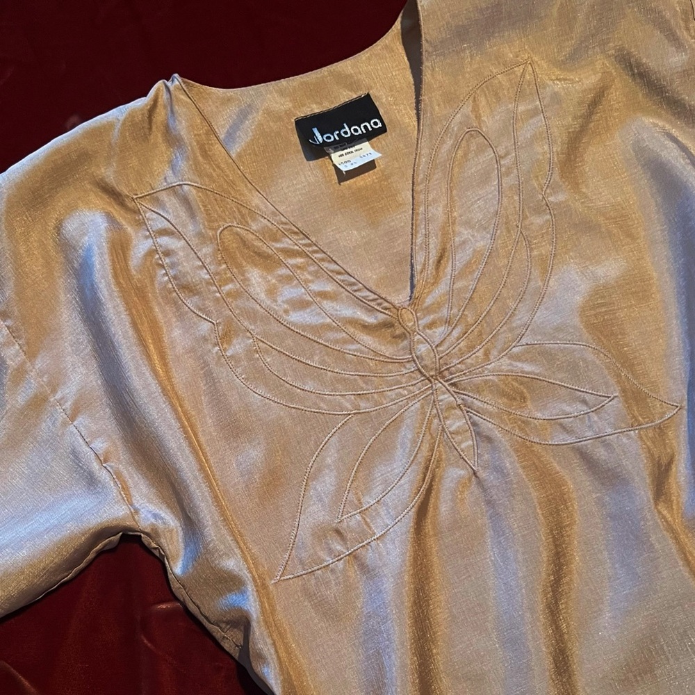 2/$15💖VINTAGE 80s/90s Boho Butterfly Accent Top
